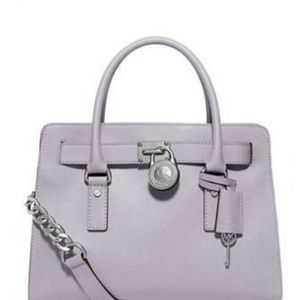 NWOT Michael Michael Kors

EAST WEST HAMILTON SAFF